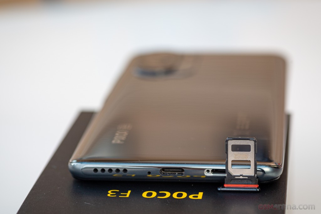 Xiaomi Poco F3 hands-on photo 19