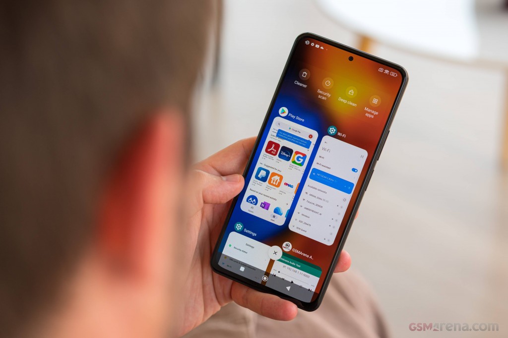 Xiaomi Poco F4 hands-on photo 25