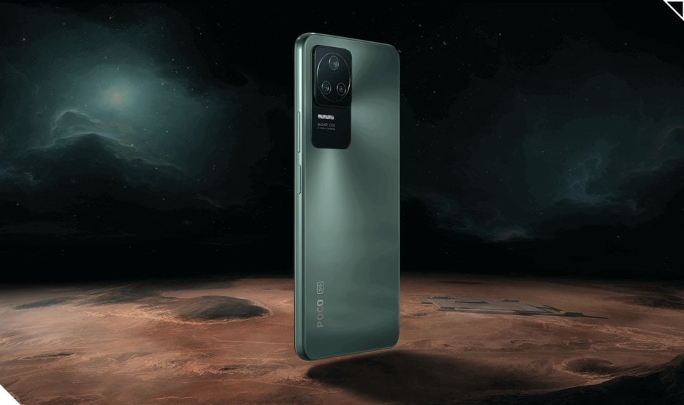 Xiaomi Poco F4 view 13