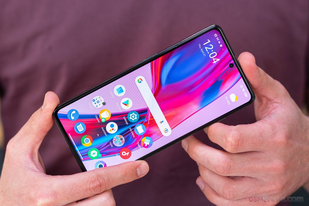 Xiaomi Poco F4 GT hands-on photo 15