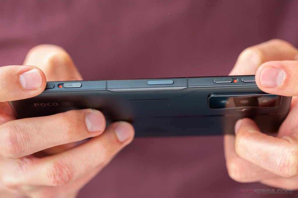 Xiaomi Poco F4 GT hands-on photo 17