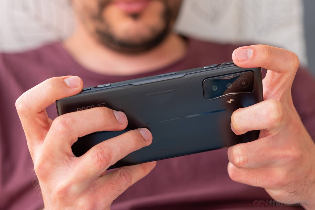 Xiaomi Poco F4 GT hands-on photo 19