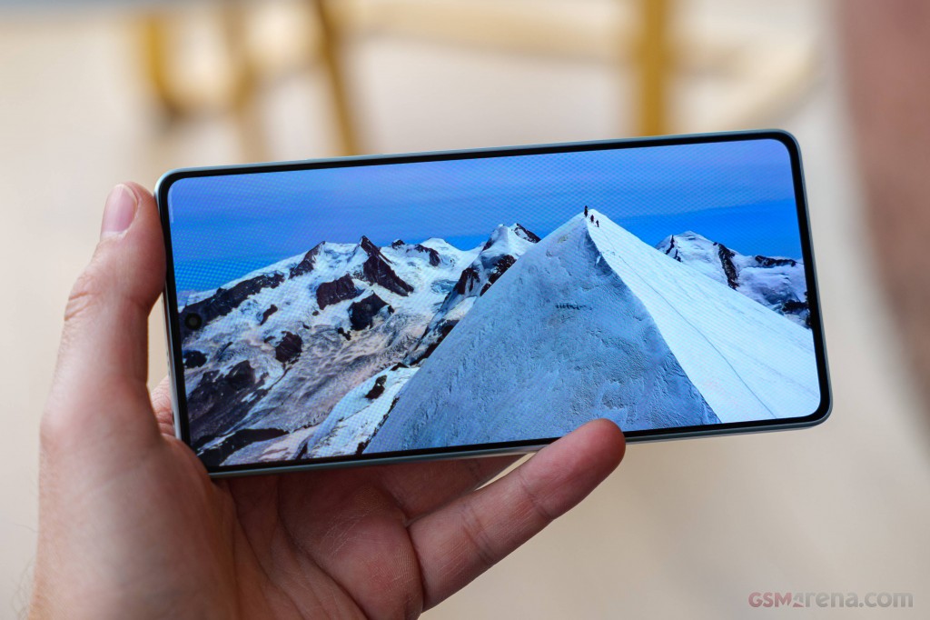 Xiaomi Poco F5 hands-on photo 15
