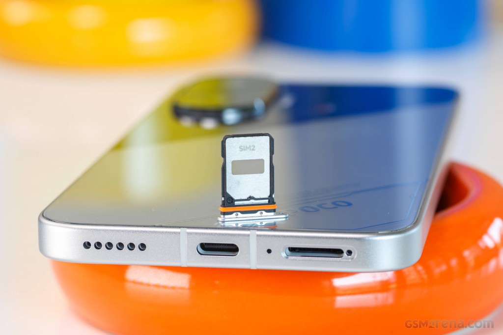 Xiaomi Poco F7 hands-on photo 9