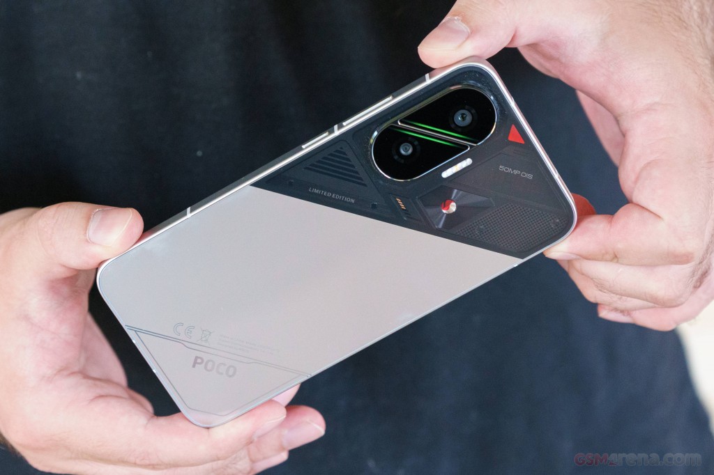 Xiaomi Poco F7 hands-on photo 13