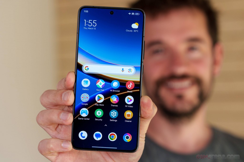 Xiaomi Poco F7 Pro hands-on photo 16