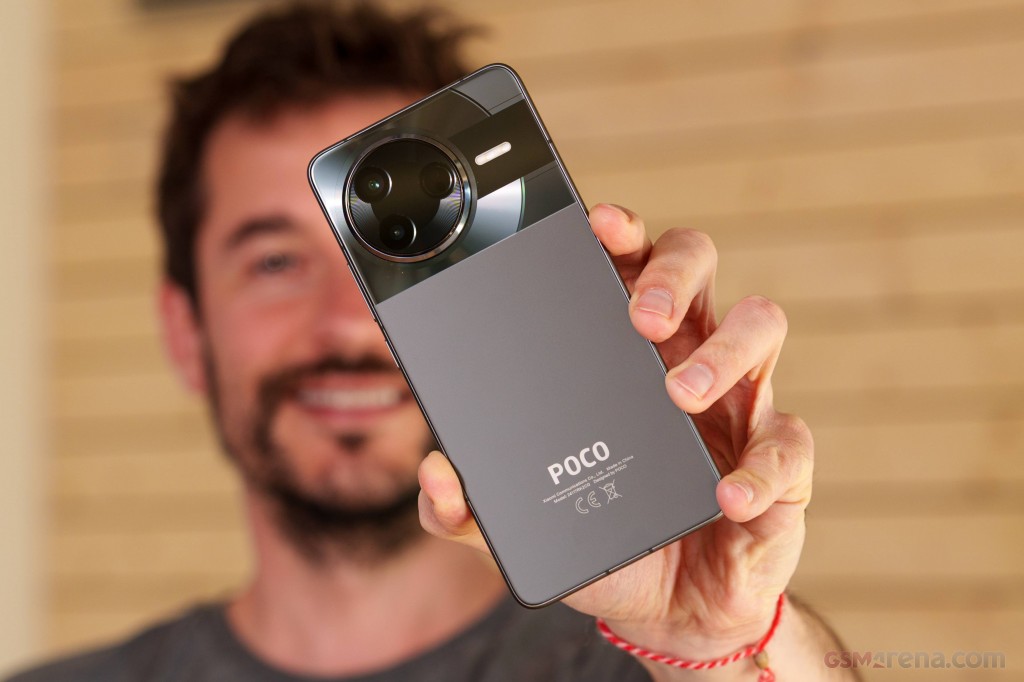 Xiaomi Poco F7 Pro hands-on photo 17