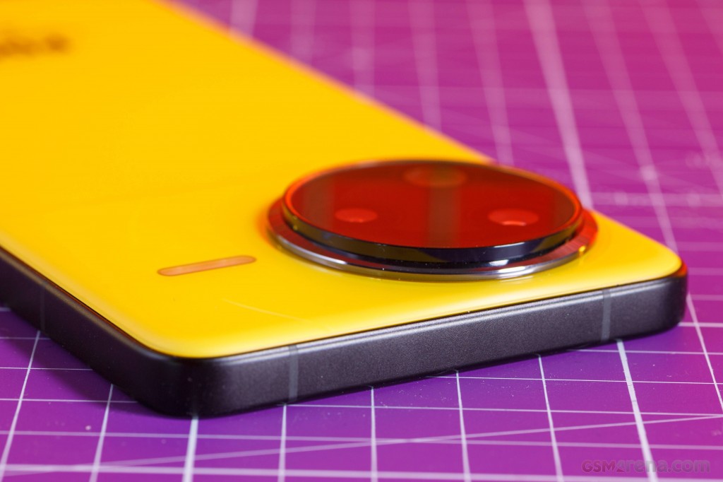 Xiaomi Poco F7 Ultra hands-on photo 11