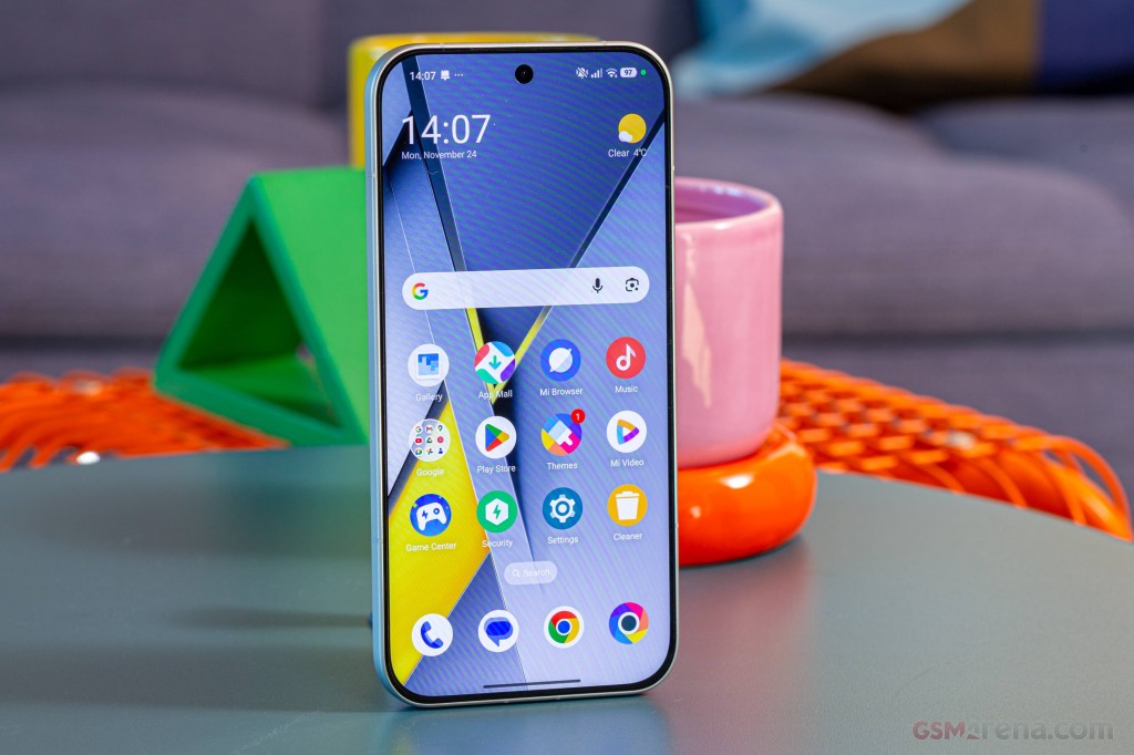 Xiaomi Poco F8 Pro hands-on photo 4