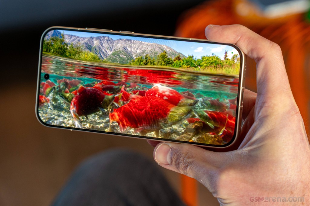 Xiaomi Poco F8 Pro hands-on photo 14