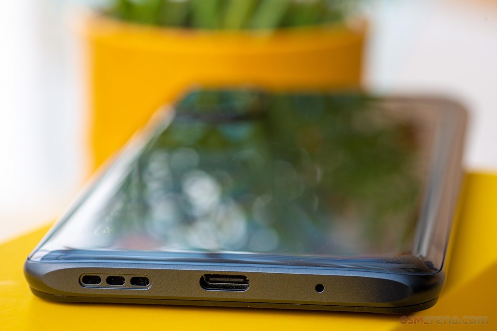 Xiaomi Poco M3 Pro 5G hands-on photo 12