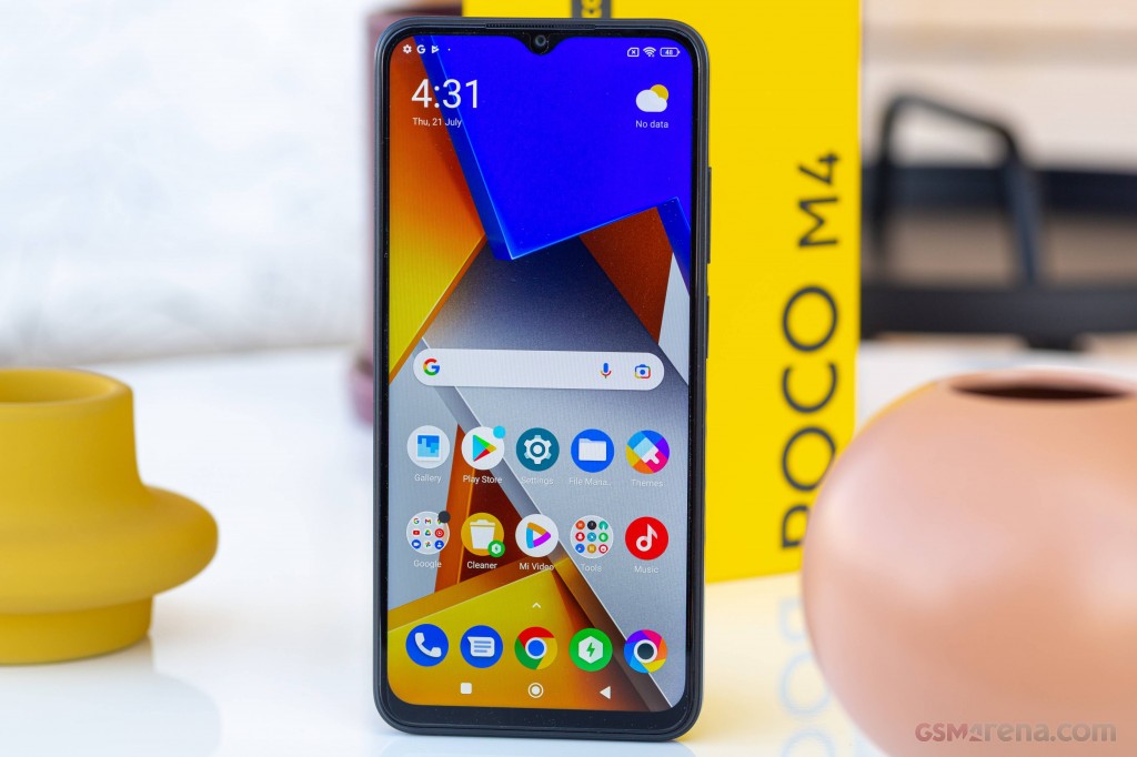 Xiaomi Poco M4 5G hands-on photo 5