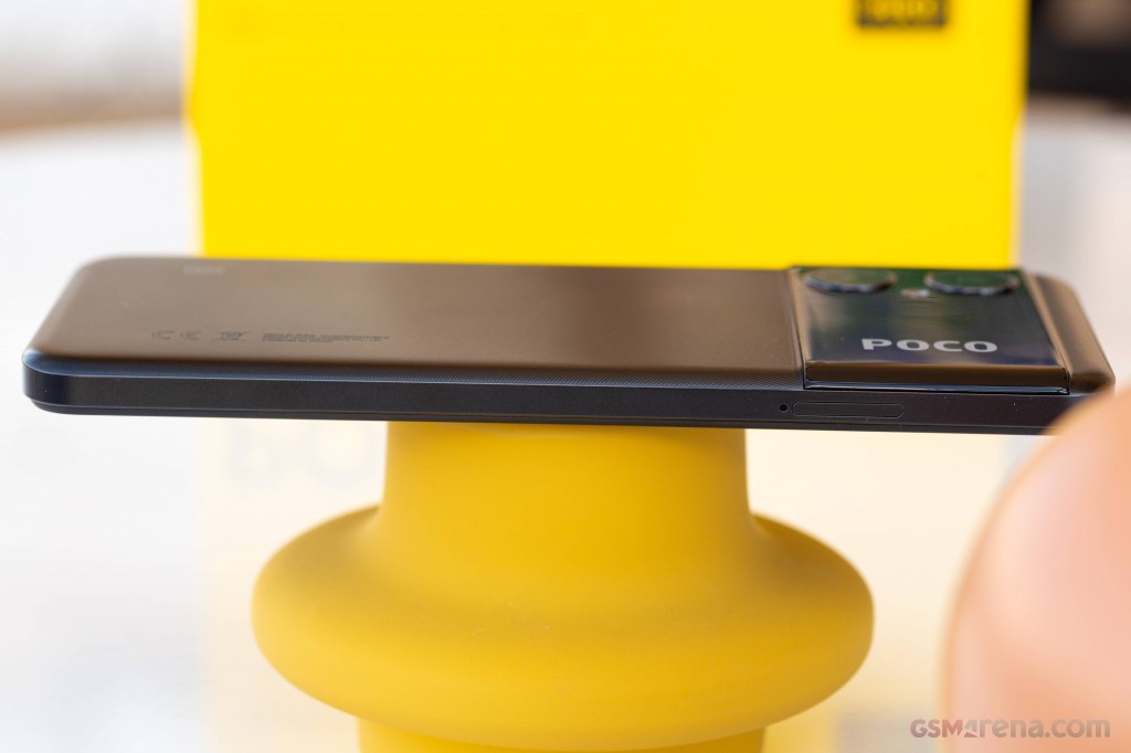 Xiaomi Poco M4 5G hands-on photo 7