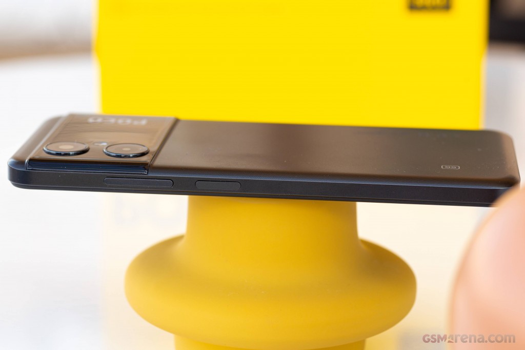 Xiaomi Poco M4 5G hands-on photo 8