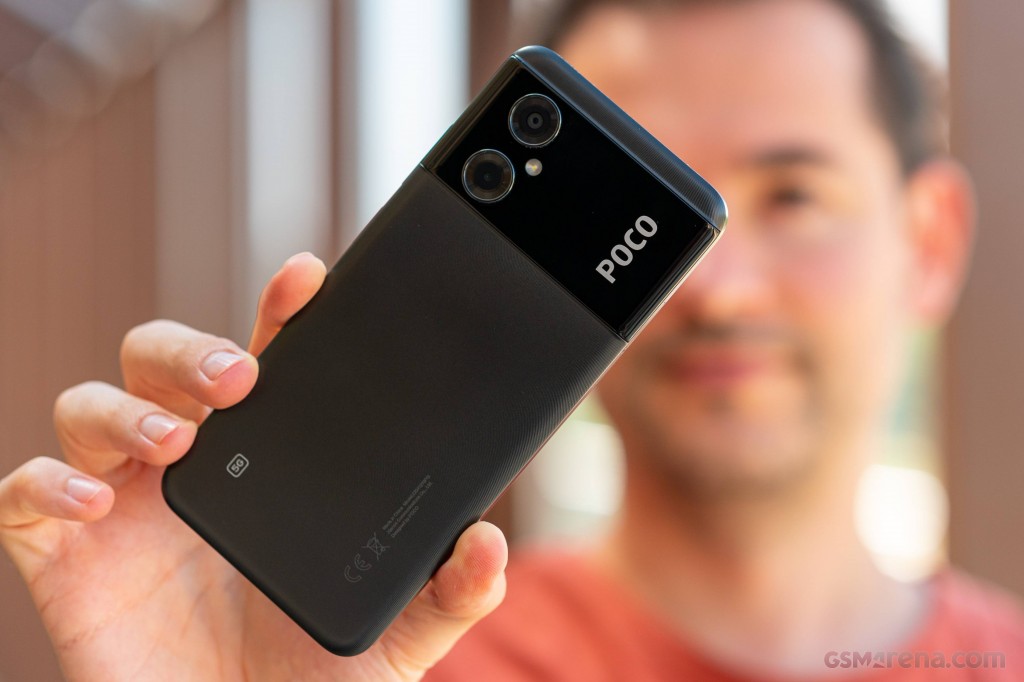 Xiaomi Poco M4 5G hands-on photo 11