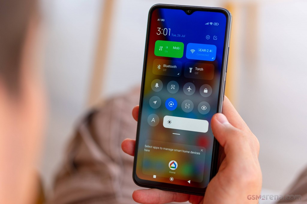 Xiaomi Poco M4 5G hands-on photo 18