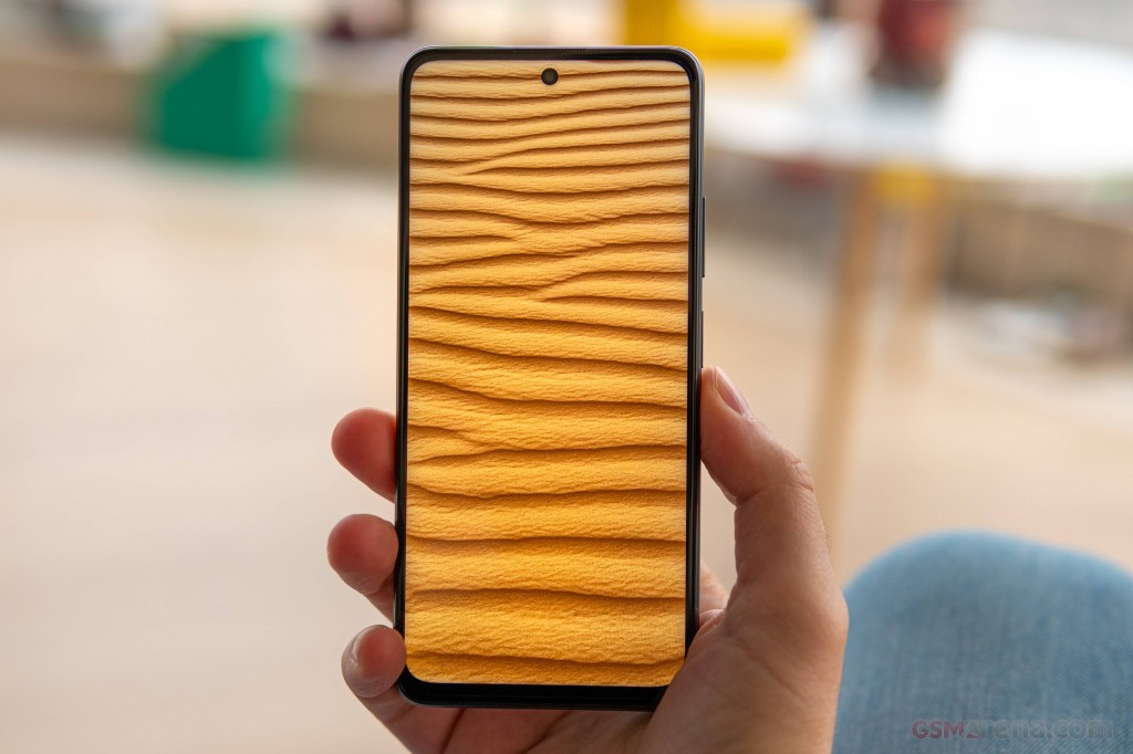 Xiaomi Poco M4 Pro 5G hands-on photo 22
