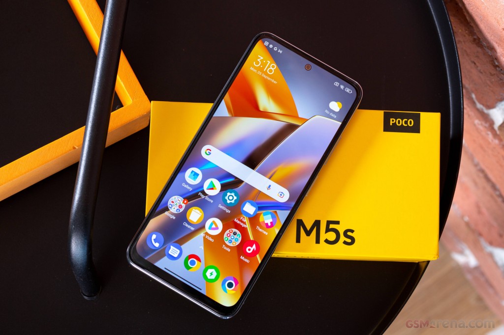 Xiaomi Poco M5s hands-on photo 4