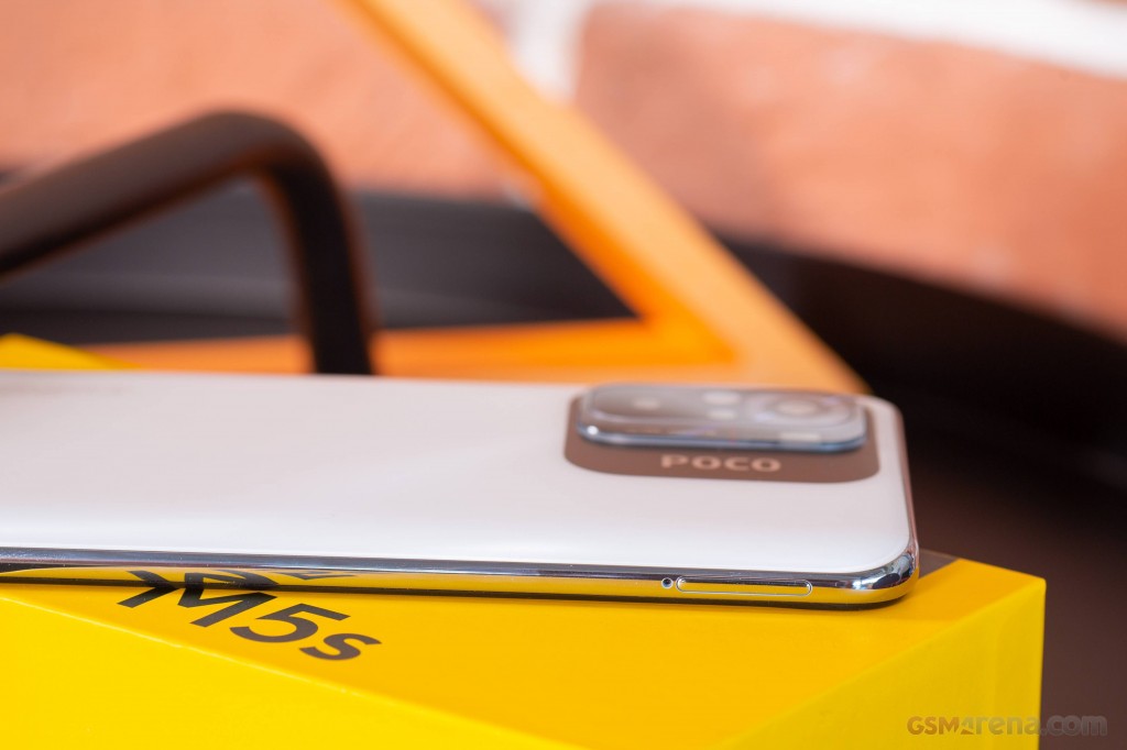 Xiaomi Poco M5s hands-on photo 8