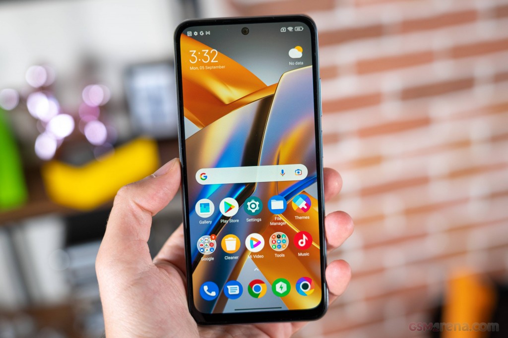 Xiaomi Poco M5s hands-on photo 19