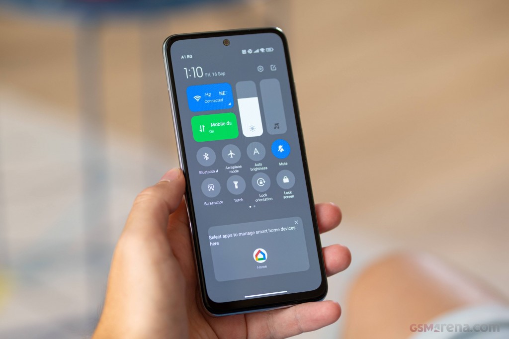 Xiaomi Poco M5s hands-on photo 23
