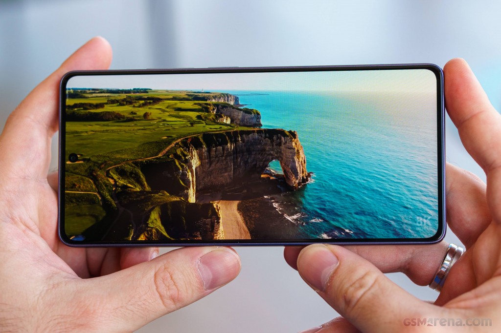 Xiaomi Poco M6 Pro 4G hands-on photo 27