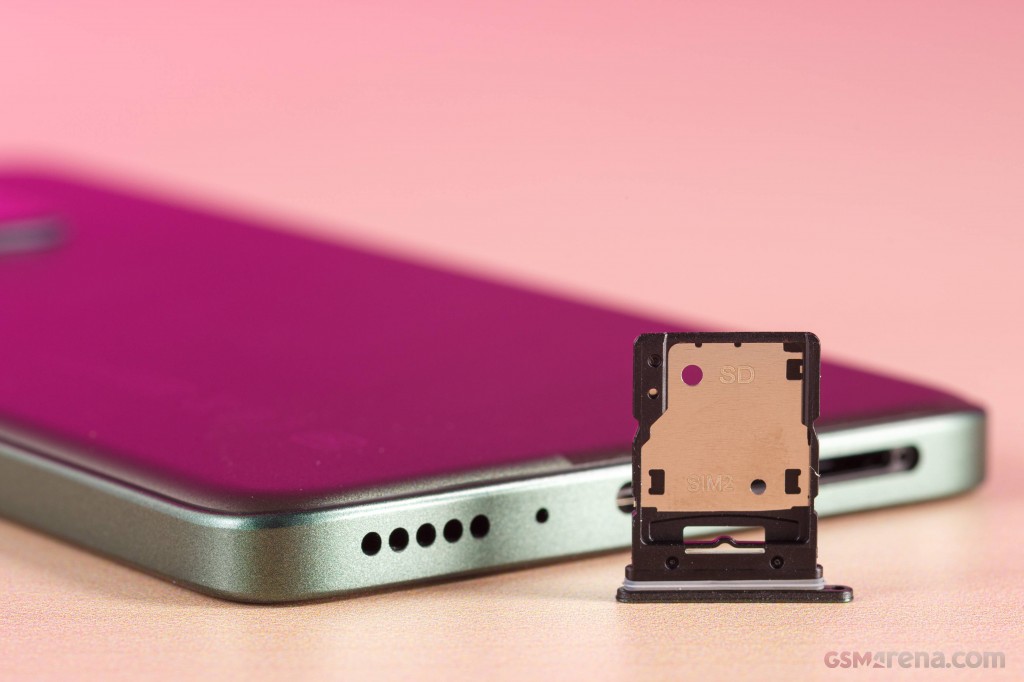 Xiaomi Poco M7 Pro 5G hands-on photo 9