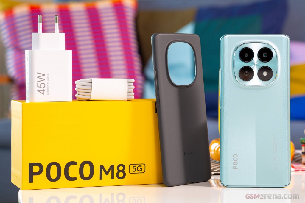 Xiaomi Poco M8 hands-on photo 1