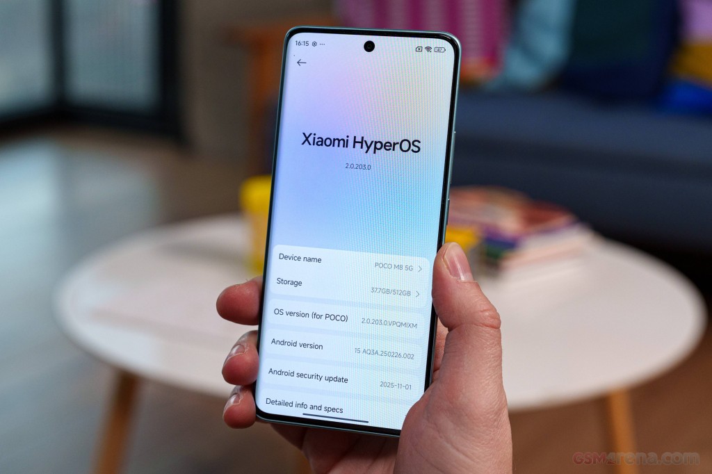 Xiaomi Poco M8 hands-on photo 19