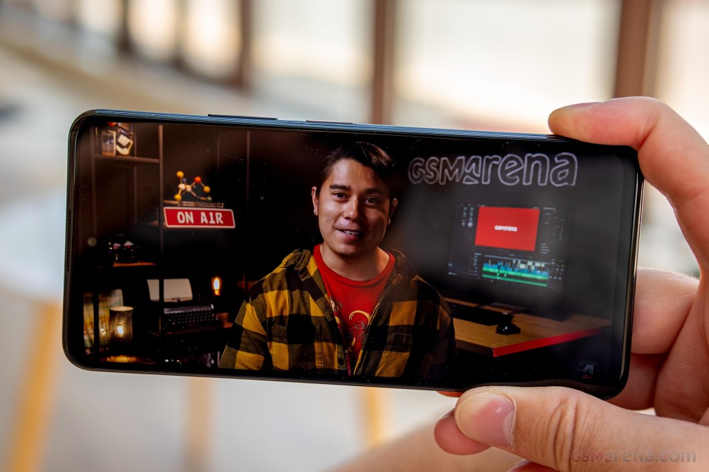 Xiaomi Poco X3 GT hands-on photo 21