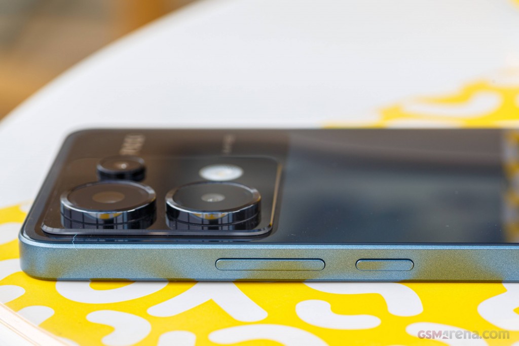 Xiaomi Poco X6 hands-on photo 11