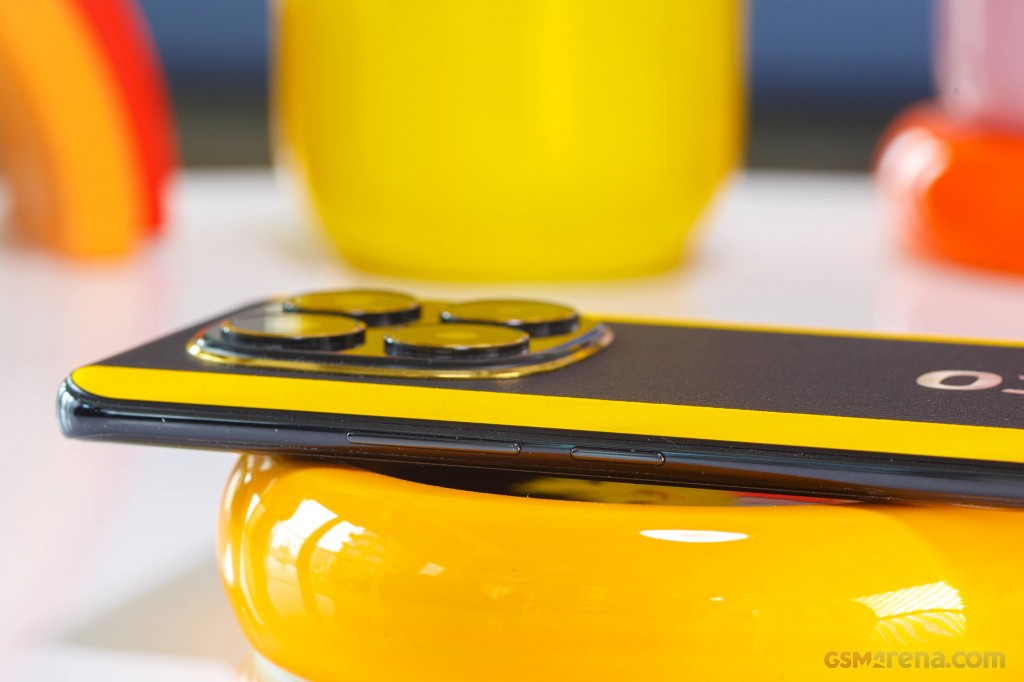 Xiaomi Poco X7 hands-on photo 12