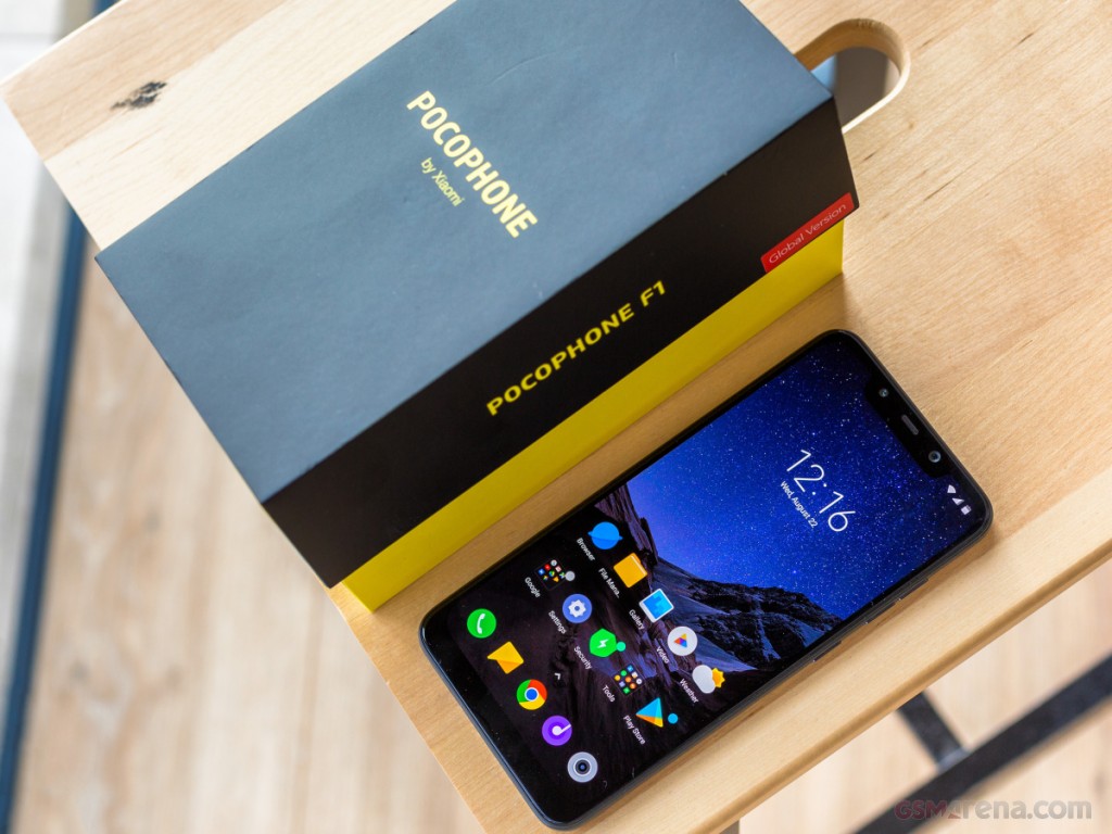 Xiaomi Pocophone F1 hands-on photo 2