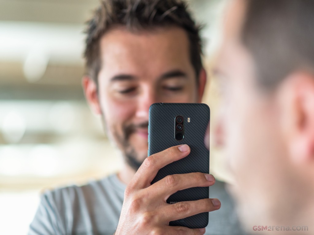 Xiaomi Pocophone F1 hands-on photo 6