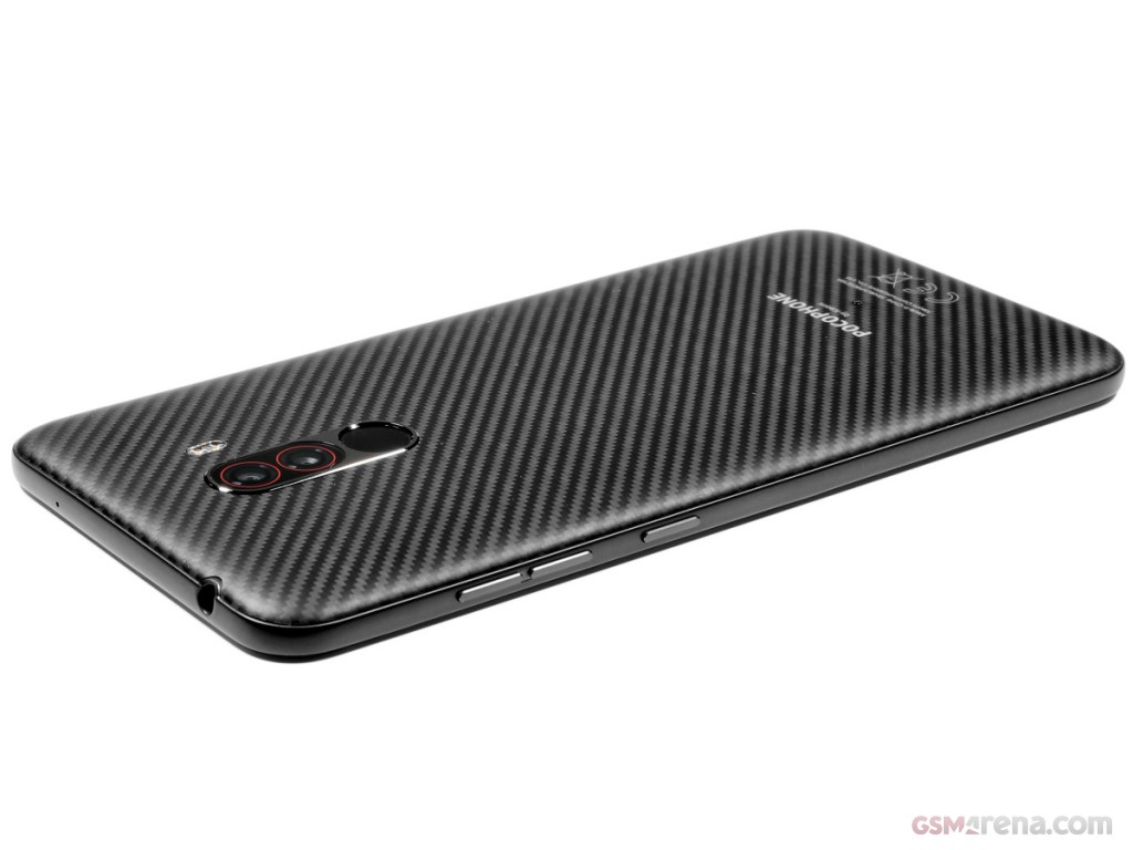 Xiaomi Pocophone F1 hands-on photo 9