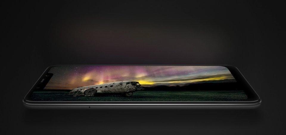 Xiaomi Pocophone F1 view 7