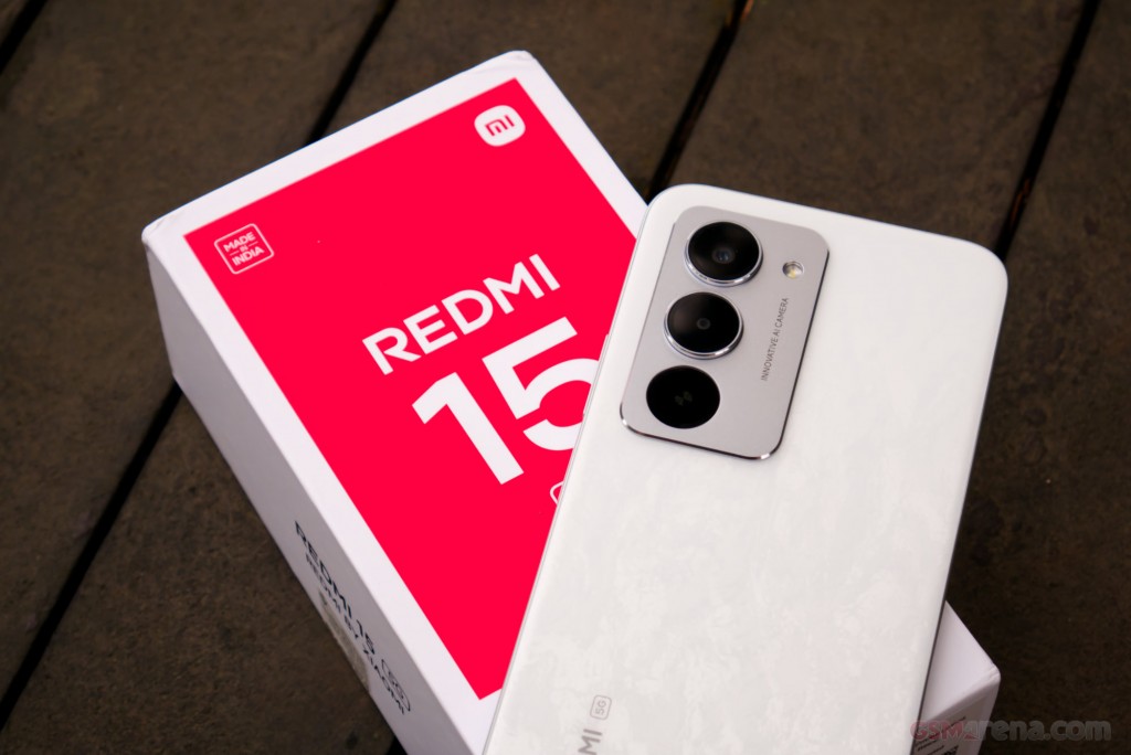 Xiaomi Redmi 15 hands-on photo 13