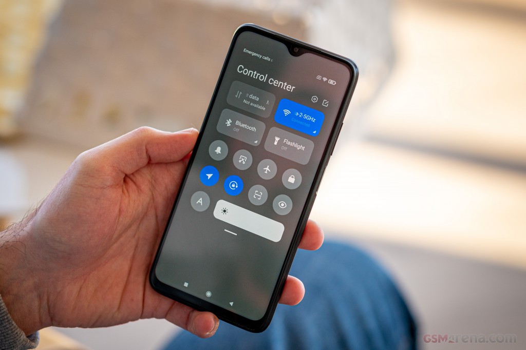 Xiaomi Redmi 9T hands-on photo 8