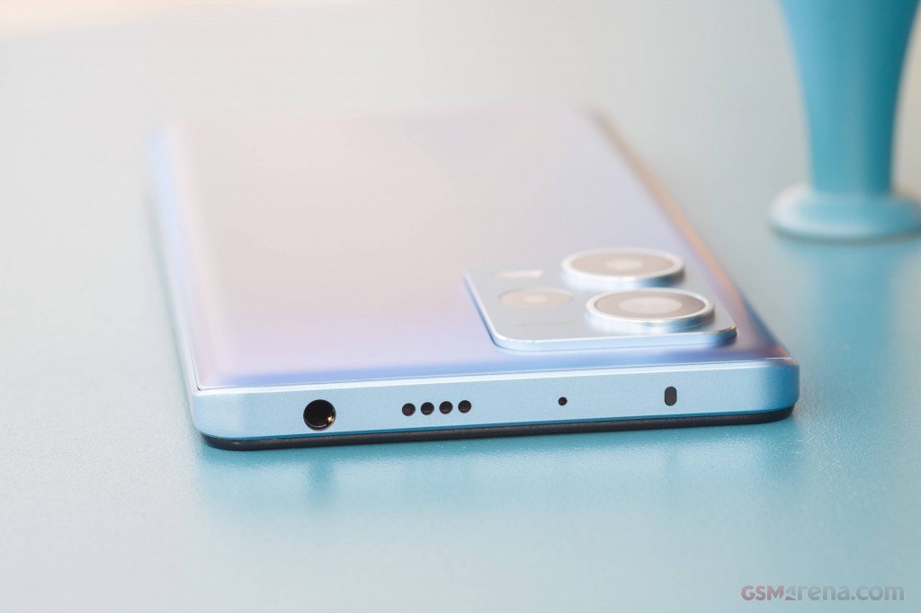 Xiaomi Redmi Note 12 Pro+ hands-on photo 14