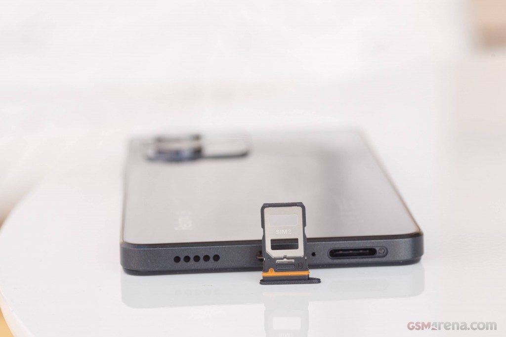 Xiaomi Redmi Note 12 Pro hands-on photo 3