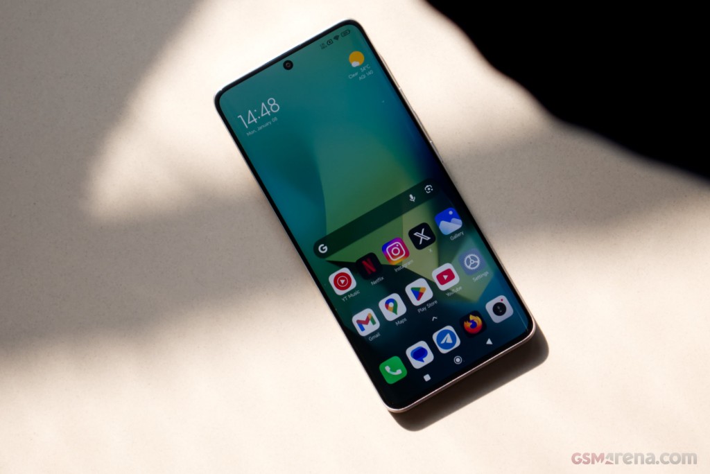 Xiaomi Redmi Note 13 Pro+ hands-on photo 17