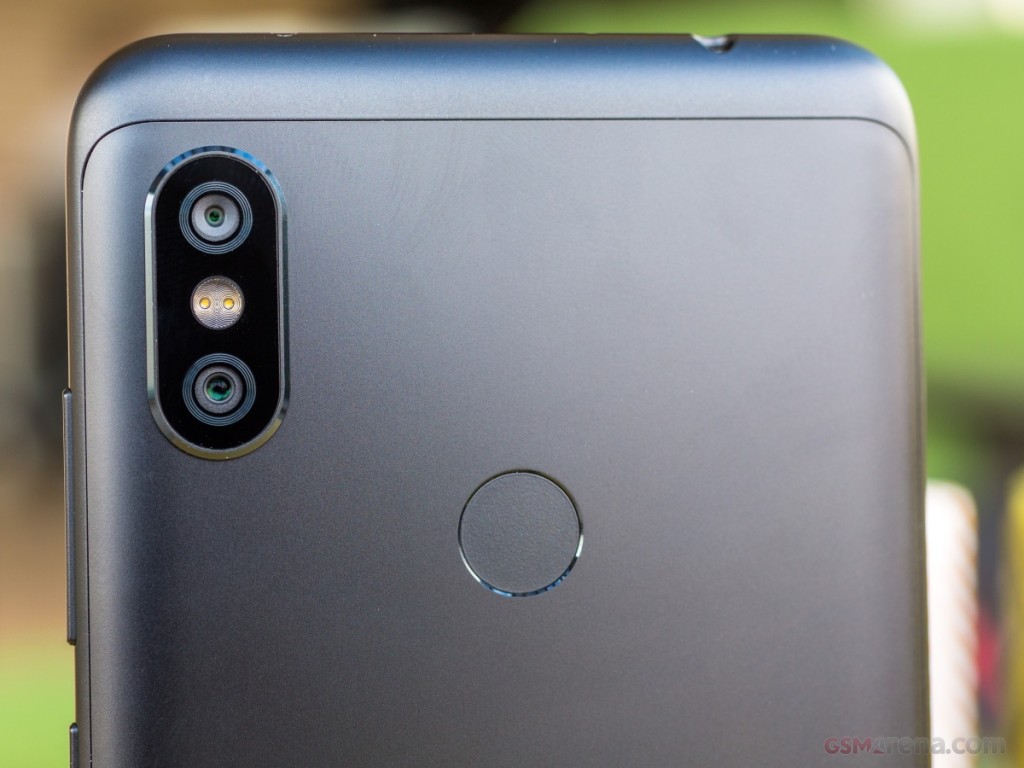 Xiaomi Redmi Note 6 Pro hands-on photo 5
