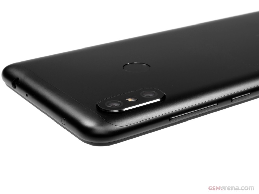 Xiaomi Redmi Note 6 Pro hands-on photo 10