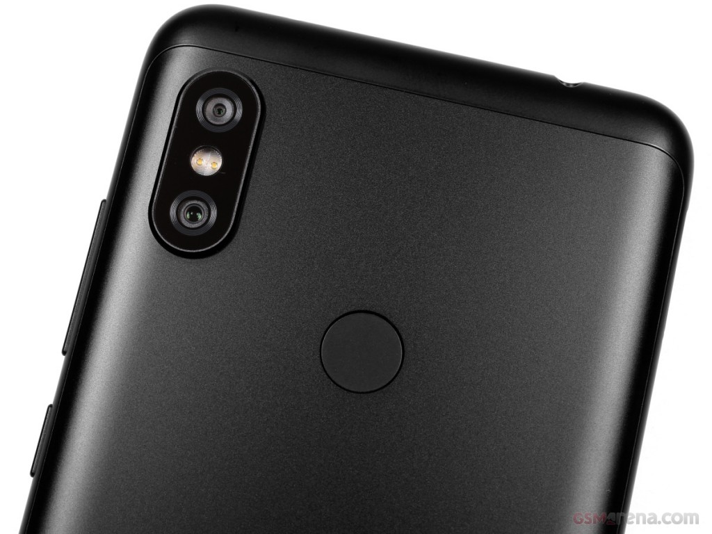 Xiaomi Redmi Note 6 Pro hands-on photo 14