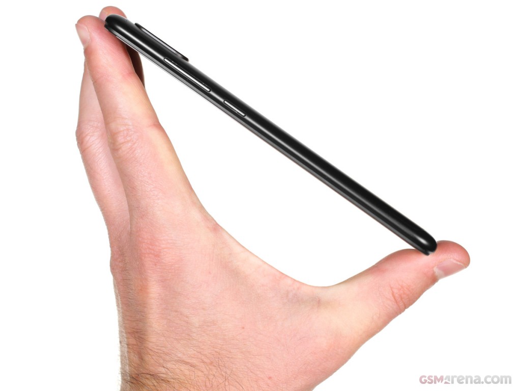 Xiaomi Redmi Note 6 Pro hands-on photo 16