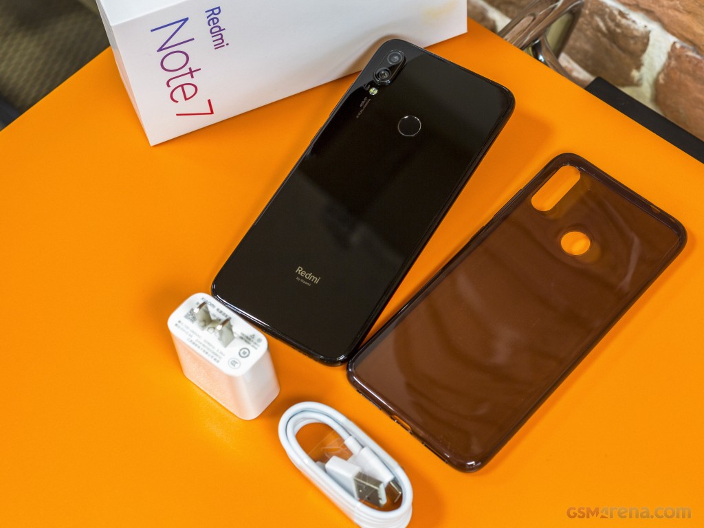 Xiaomi Redmi Note 7 hands-on photo 1