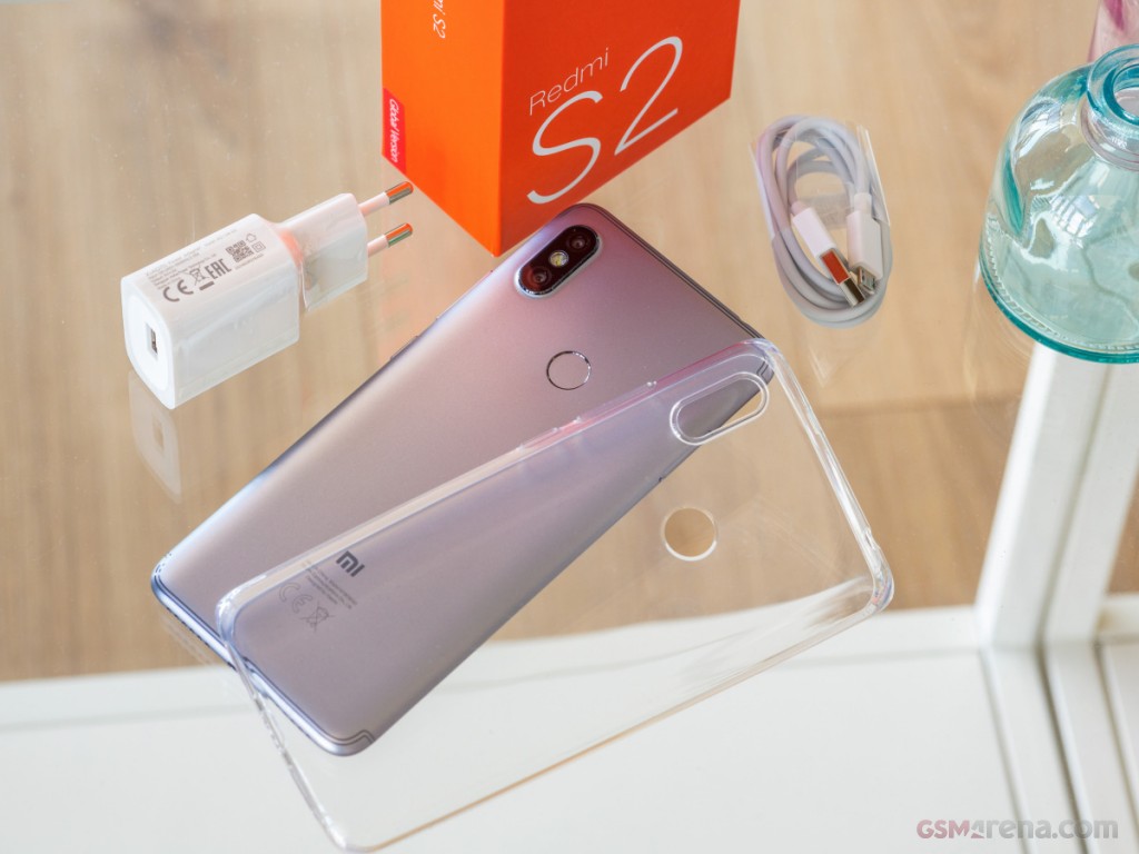 Xiaomi Redmi S2 (Redmi Y2) hands-on photo 1