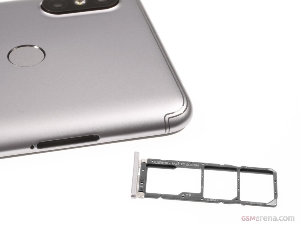 Xiaomi Redmi S2 (Redmi Y2) hands-on photo 14