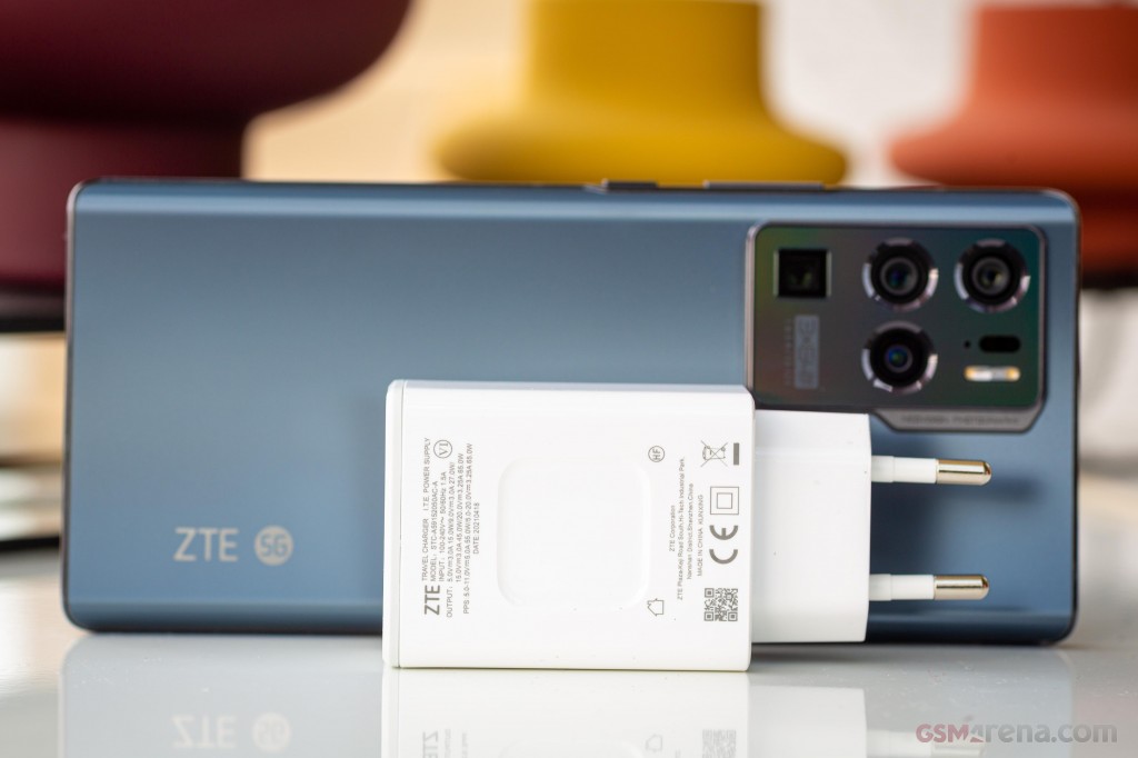 ZTE Axon 30 Ultra 5G hands-on photo 2