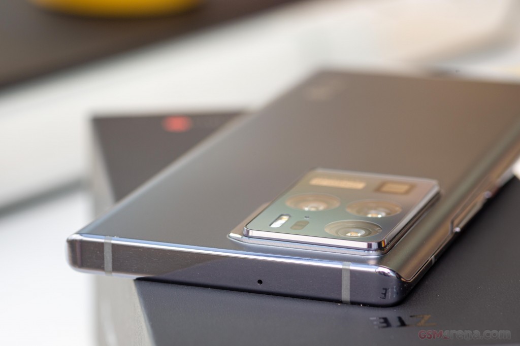ZTE Axon 30 Ultra 5G hands-on photo 7
